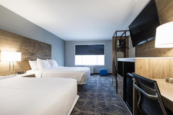 Rodeway Inn & Suites image 26